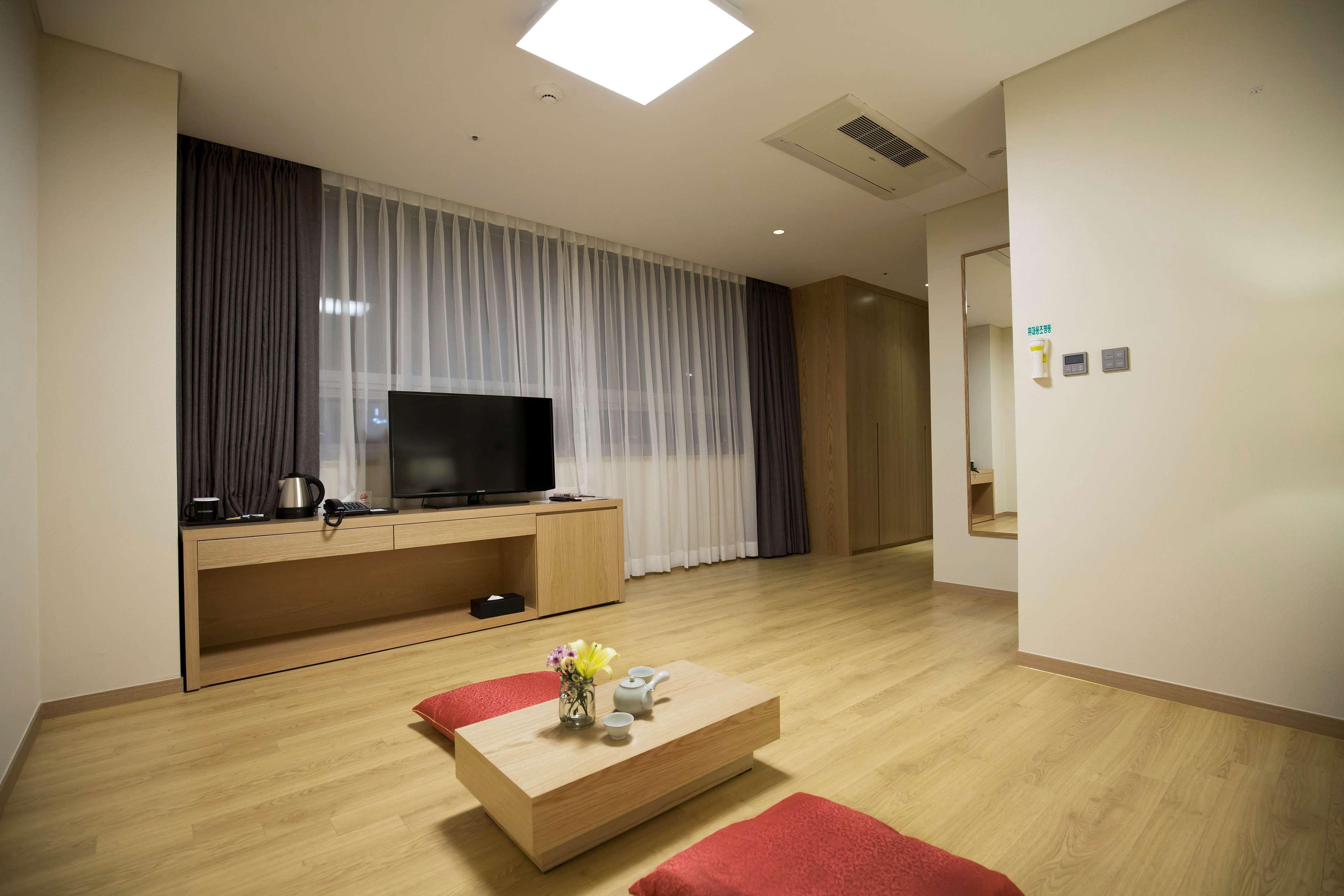 Best Western Haeundae Hotel Пусан Екстериор снимка