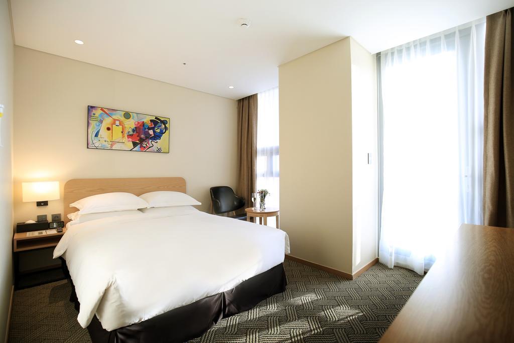 Best Western Haeundae Hotel Пусан Екстериор снимка